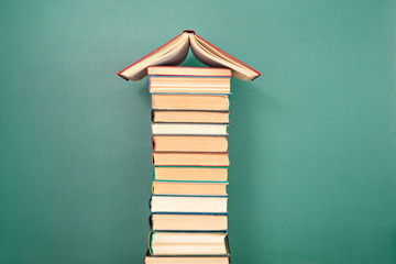 小学科学教育的目标和基本理念是什么