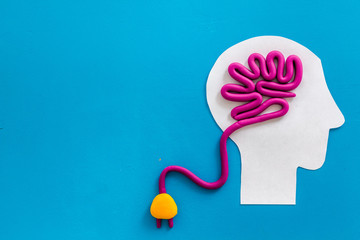 小学科学教育的目标和基本理念是什么